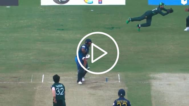 [Watch] Mohd. Rizwan's Flying Catch Helps Hasan Ali Bag Asalanka's Wicket